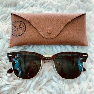 Ray-Ban Clubmaster Classic Tortoise Sunglasses